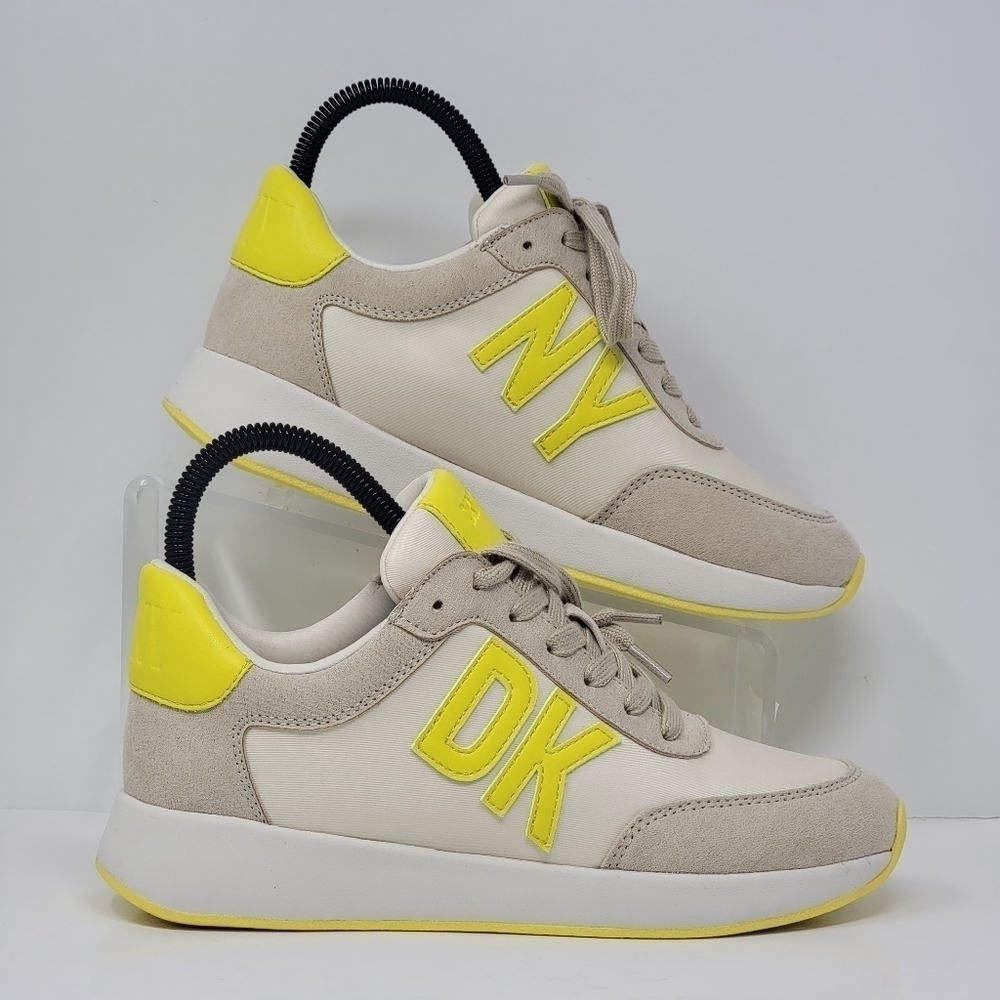 DKNY Women's Size 8M OAKS LOGO Lace Up Lifestyle Casual Shoes Beige/Yellow New